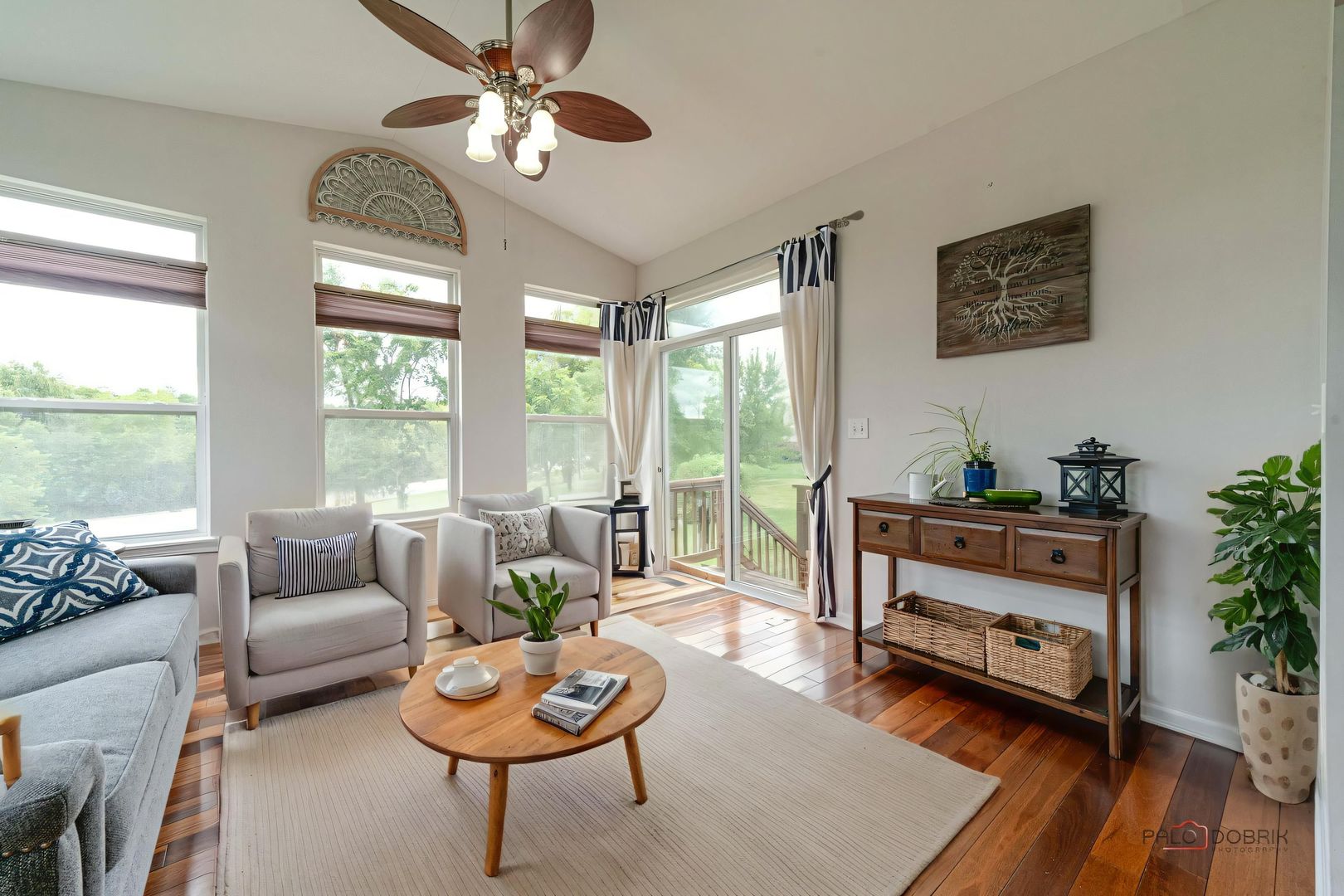 683 Niagara Drive Volo, IL 60073 - Photo 6 of 25 a living room with furniture and a large window