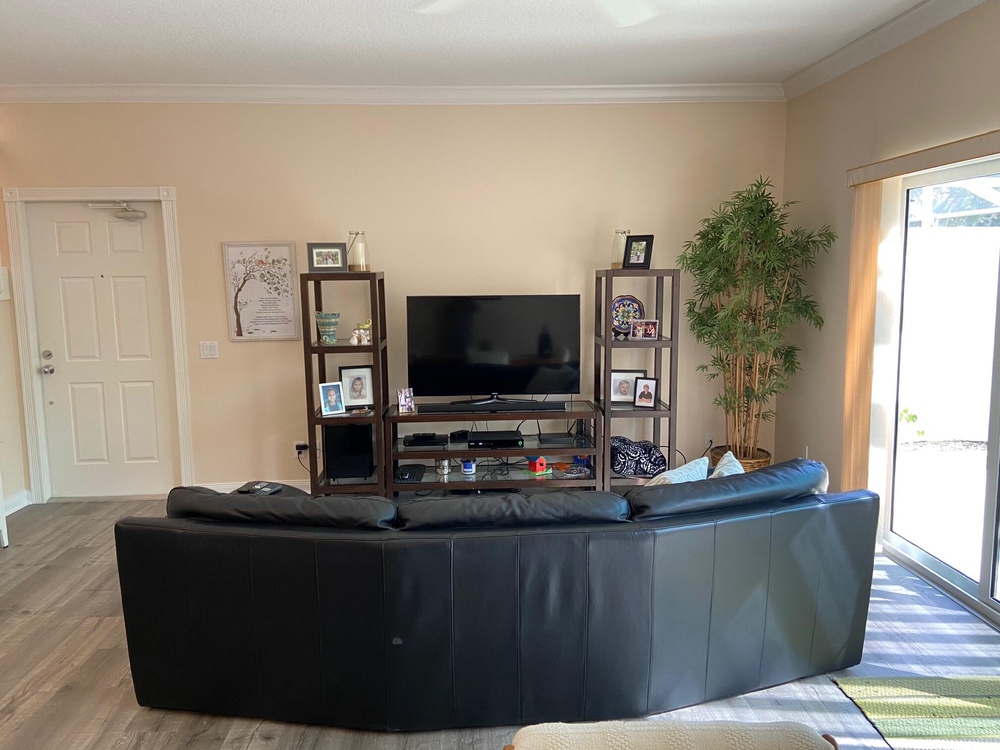 28 Live Oak Circle Tequesta, FL 33469 - Photo 6 of 7 CIMG_0193