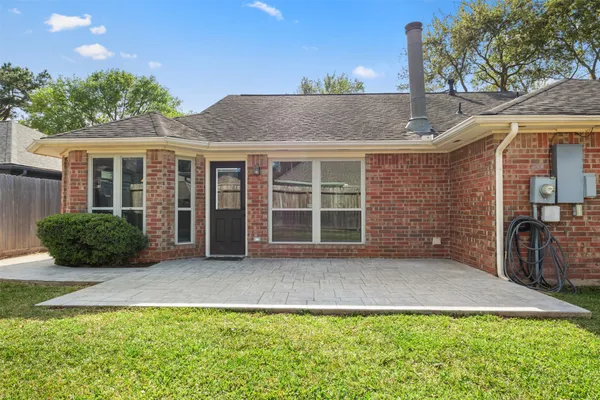 $2,400 | 7730 Gable Point Drive, Houston, TX 77095