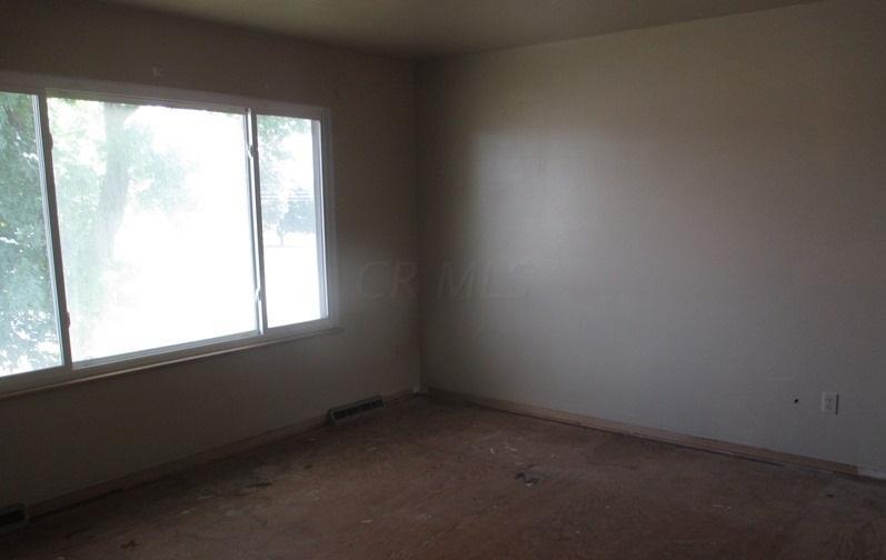 5457 Karl Road Columbus, OH 43229 - Photo 7 of 15 Gallery Image 7