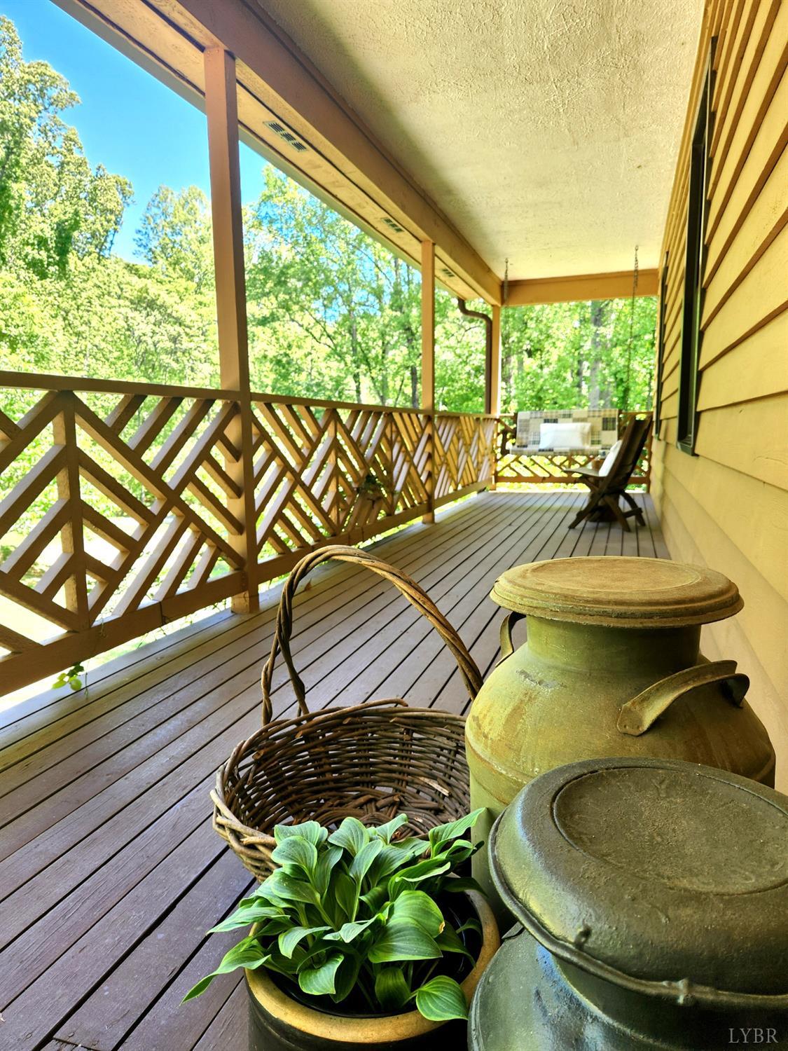 301 Brookfield Road Lynchburg, VA 24503 - Photo 7 of 55 Gallery Image 7