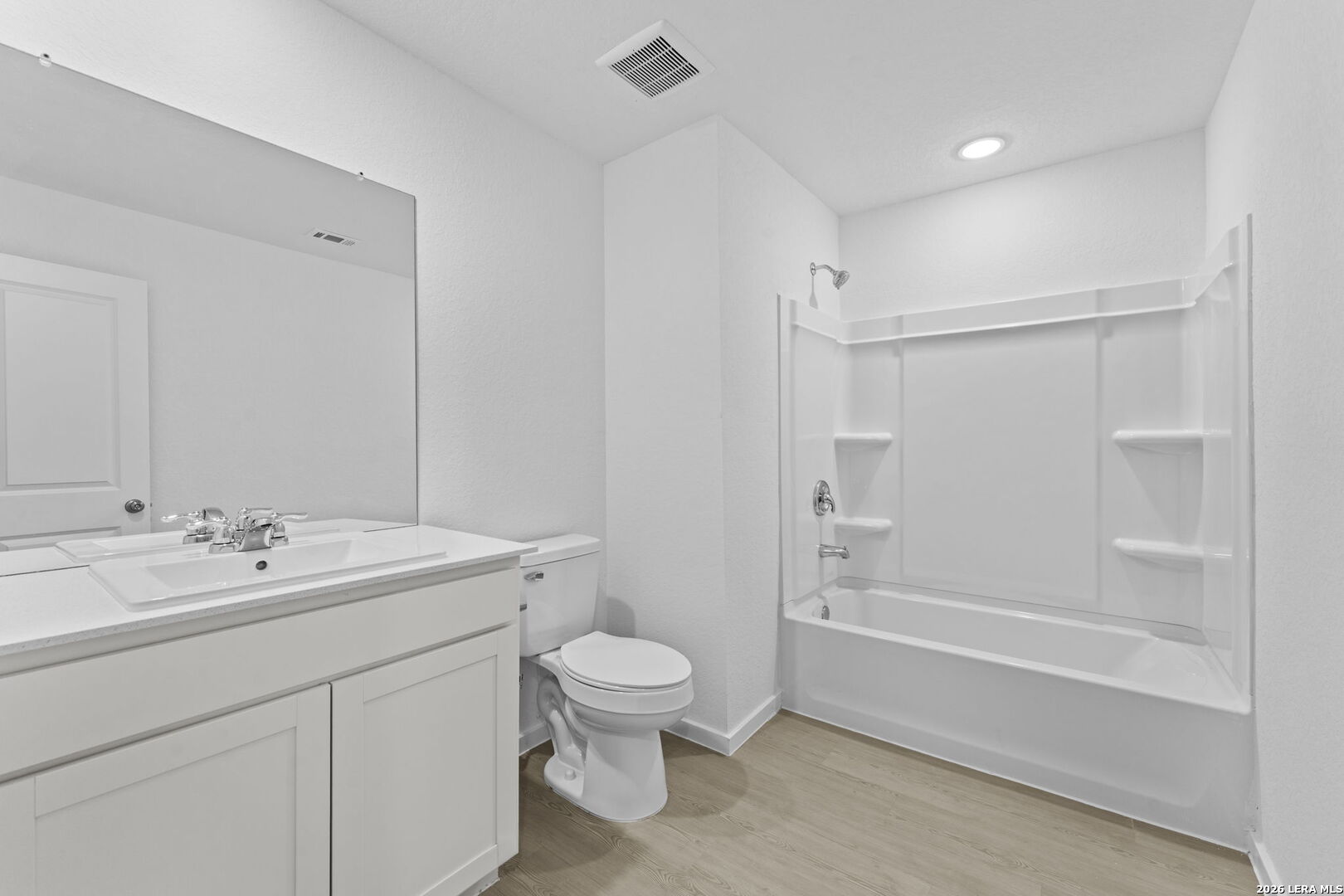 10016 Besson Boulevard Converse, TX 78109 - Photo 13 of 25