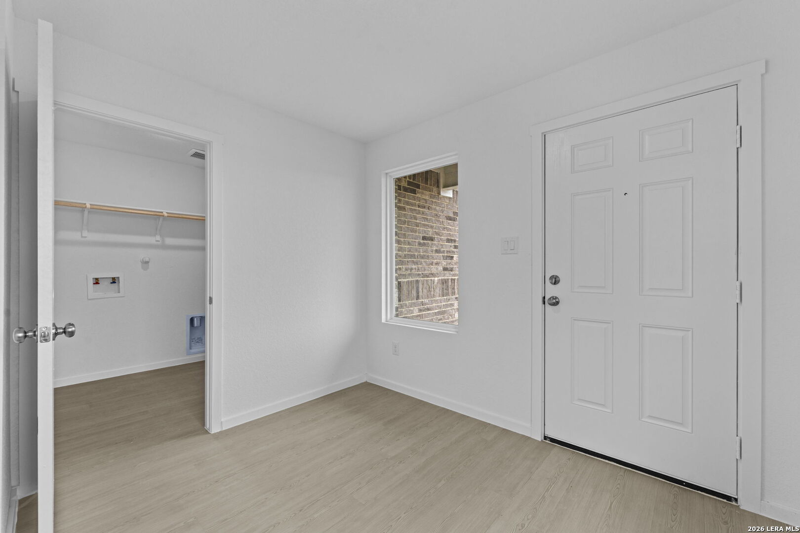 10016 Besson Boulevard Converse, TX 78109 - Photo 3 of 25