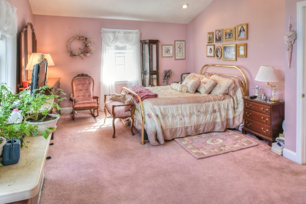 75 Crest Road Lynnfield, MA 01940 - Photo 18 of 26 Gallery Image 18