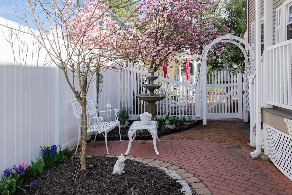 75 Crest Road Lynnfield, MA 01940 - Photo 22 of 26 Gallery Image 22