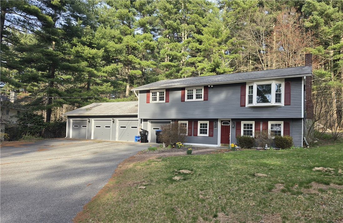 1304 Pound Hill Road North Smithfield, RI 02896 - Photo 2 of 8