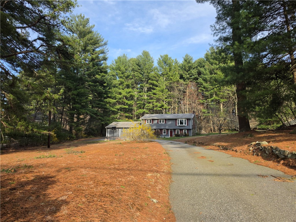 1304 Pound Hill Road North Smithfield, RI 02896 - Photo 4 of 8