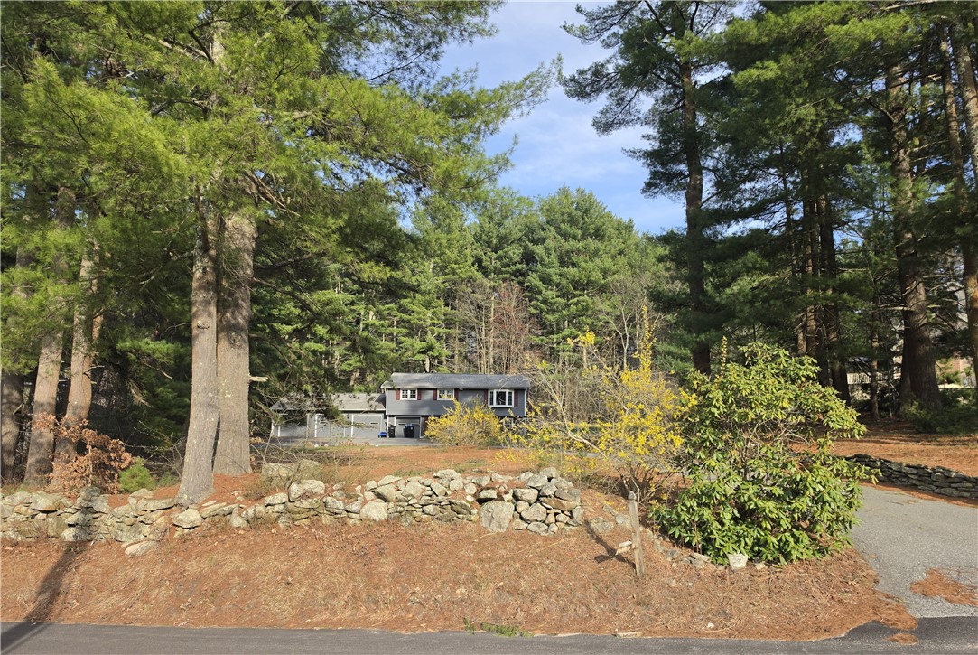 1304 Pound Hill Road North Smithfield, RI 02896 - Photo 5 of 8