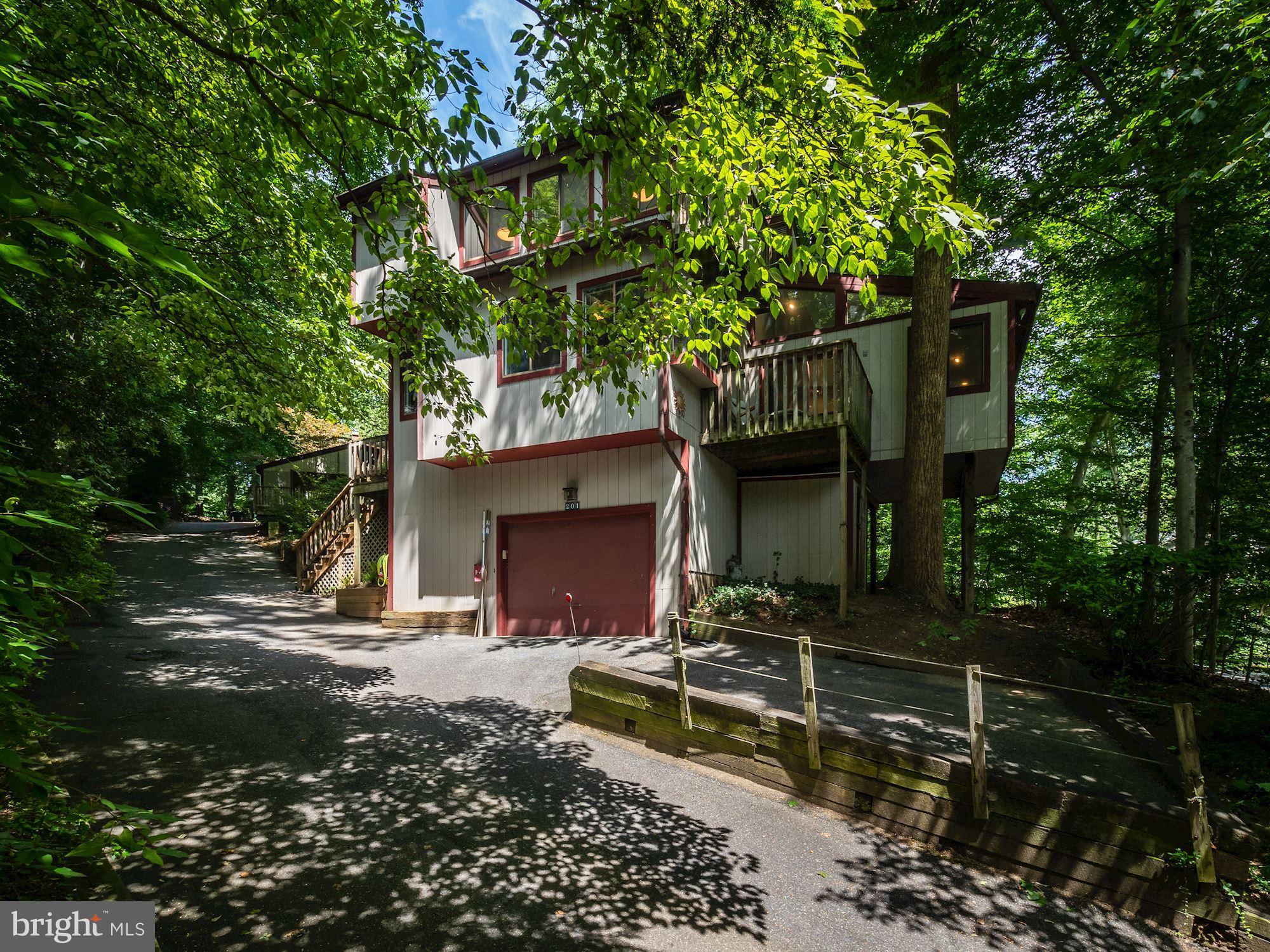 201 Hilltop Road Silver Spring, MD 20910 - Photo 1 of 62