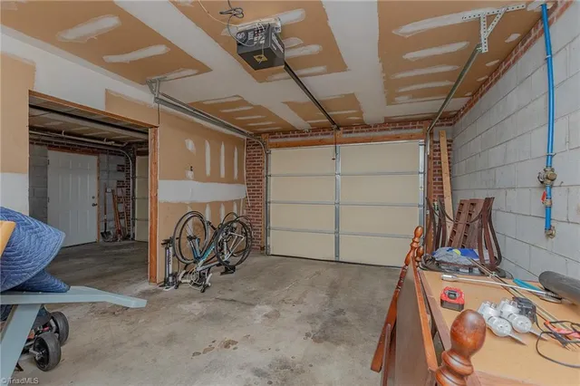 $309,900 | 637 Sunset Ridge Lane, Lexington, NC 27295