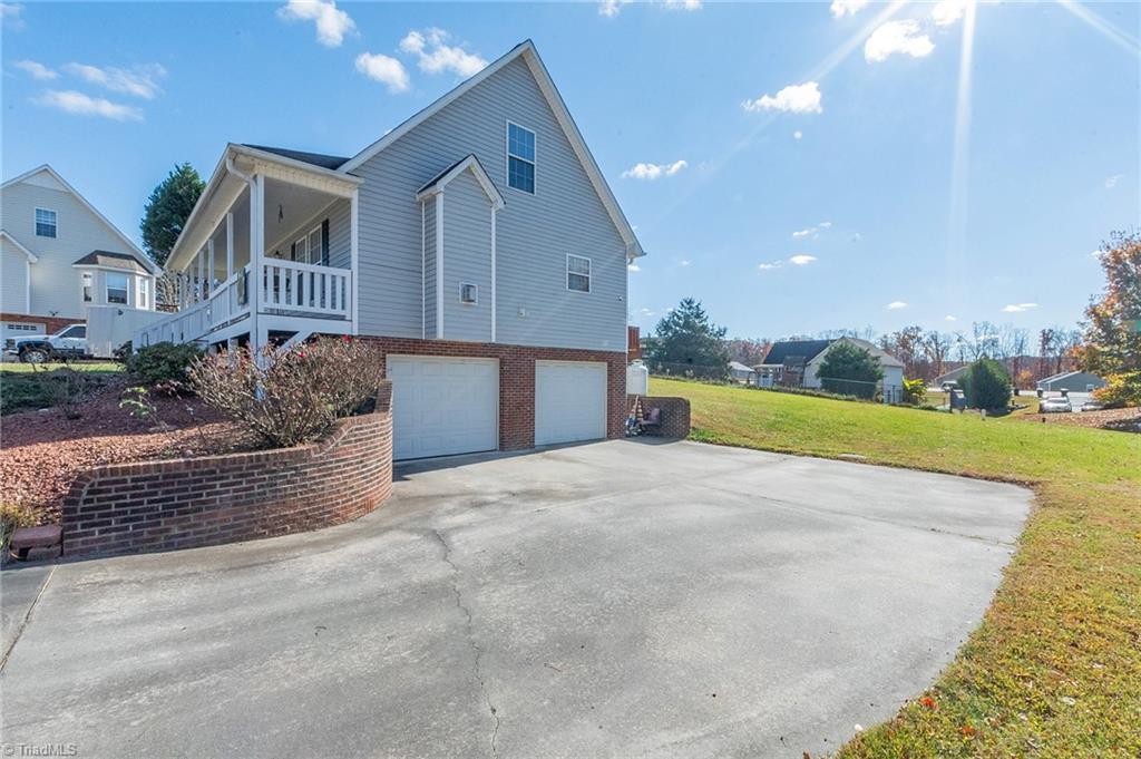 637 Sunset Ridge Lane Lexington, NC 27295 - Photo 38 of 40