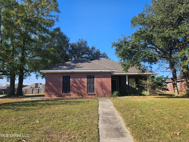 $2,200 | 7726 Falcon Circle West, Ocean Springs, MS 39564
