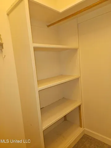 $2,200 | 7726 Falcon Circle West, Ocean Springs, MS 39564