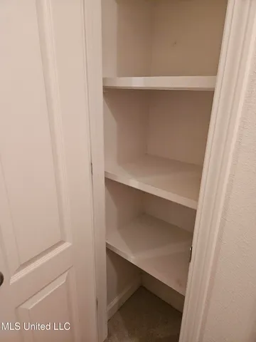 $2,200 | 7726 Falcon Circle West, Ocean Springs, MS 39564