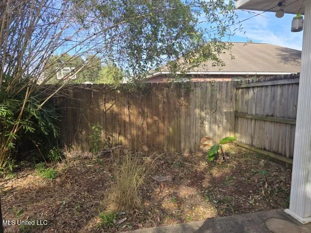 $2,200 | 7726 Falcon Circle West, Ocean Springs, MS 39564