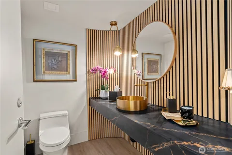 $2,183,888 | 101 99th Avenue Northeast, Unit 101, Bellevue, WA 98004