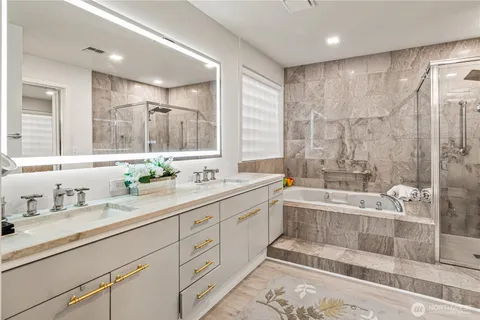 $2,183,888 | 101 99th Avenue Northeast, Unit 101, Bellevue, WA 98004