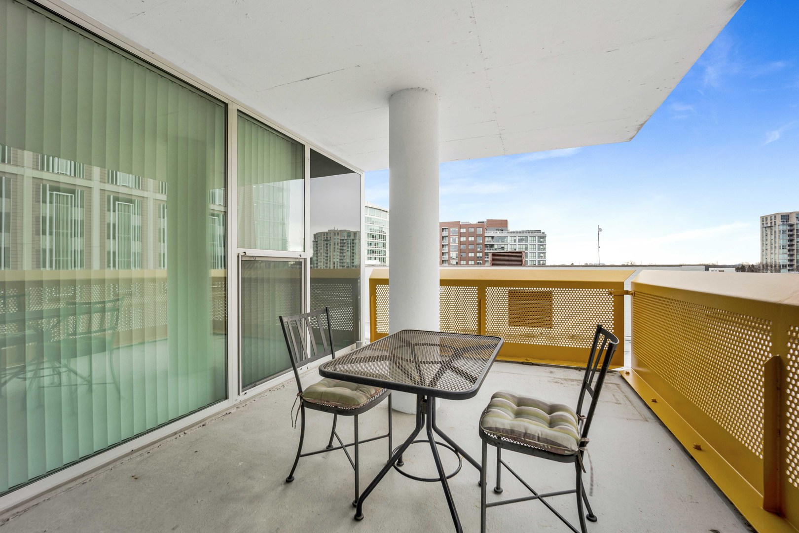 1580 Sherman Avenue, Unit 906 Evanston, IL 60201 - Photo 24 of 35