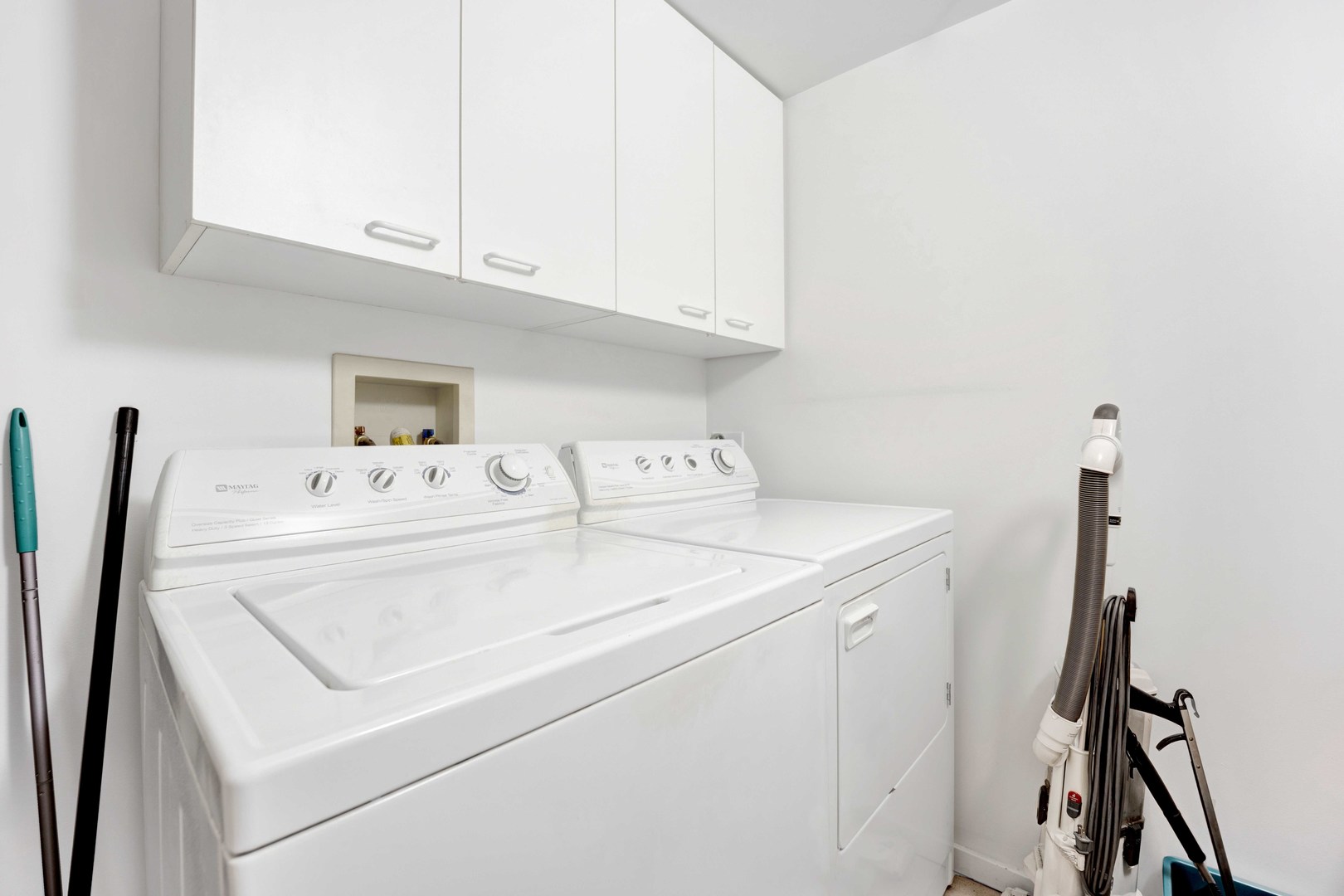 1580 Sherman Avenue, Unit 906 Evanston, IL 60201 - Photo 35 of 35