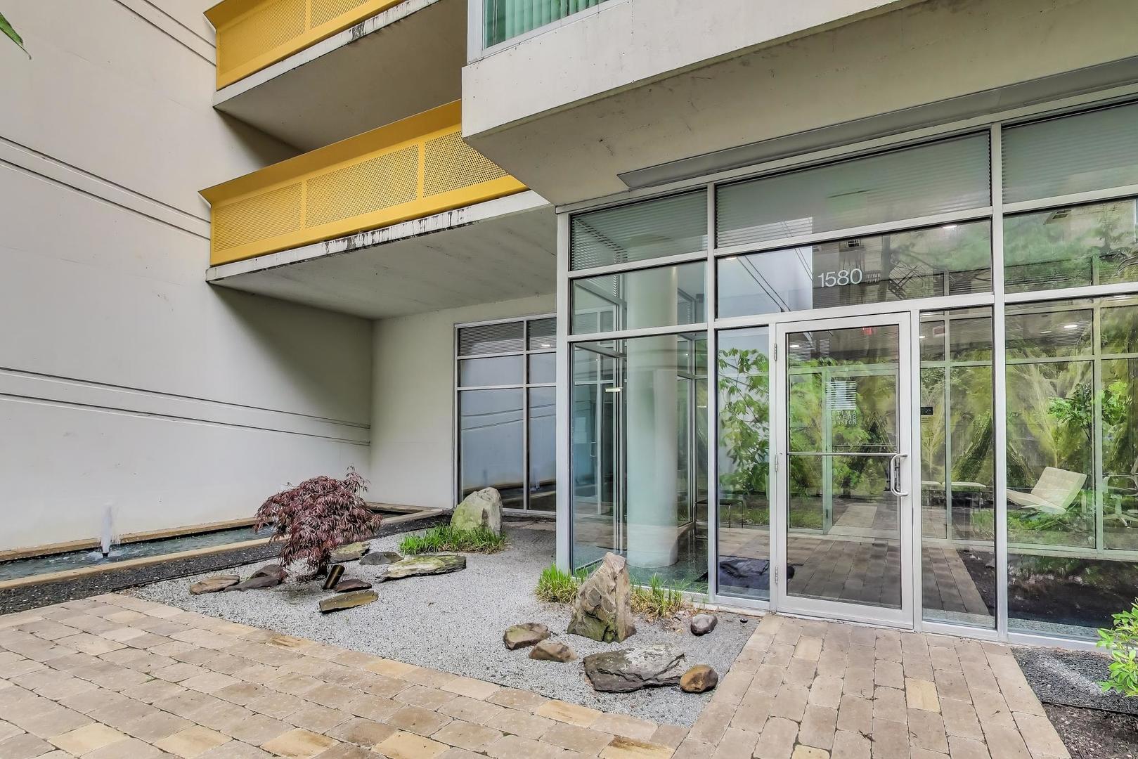 1580 Sherman Avenue, Unit 906 Evanston, IL 60201 - Photo 7 of 35