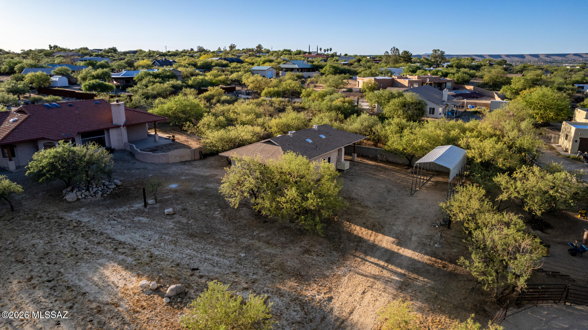 15660 North Pharlap Road Tucson, AZ 85739 - Photo 11 of 49 Main/Workshop/RV