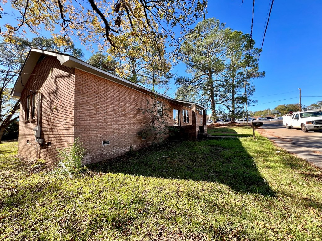 811 Minnesota Avenue McComb, MS 39648 - Photo 2 of 20 Photo 2