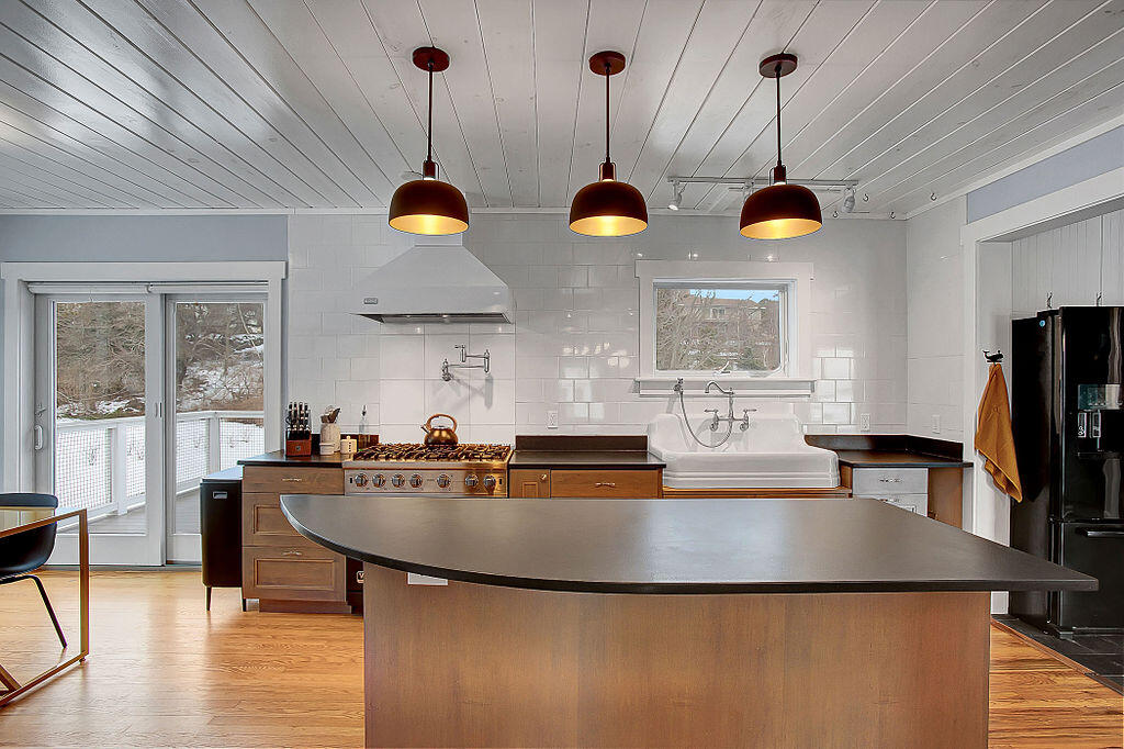 202 Two Lights Road Cape Elizabeth, ME 04107 - Photo 14 of 38 14