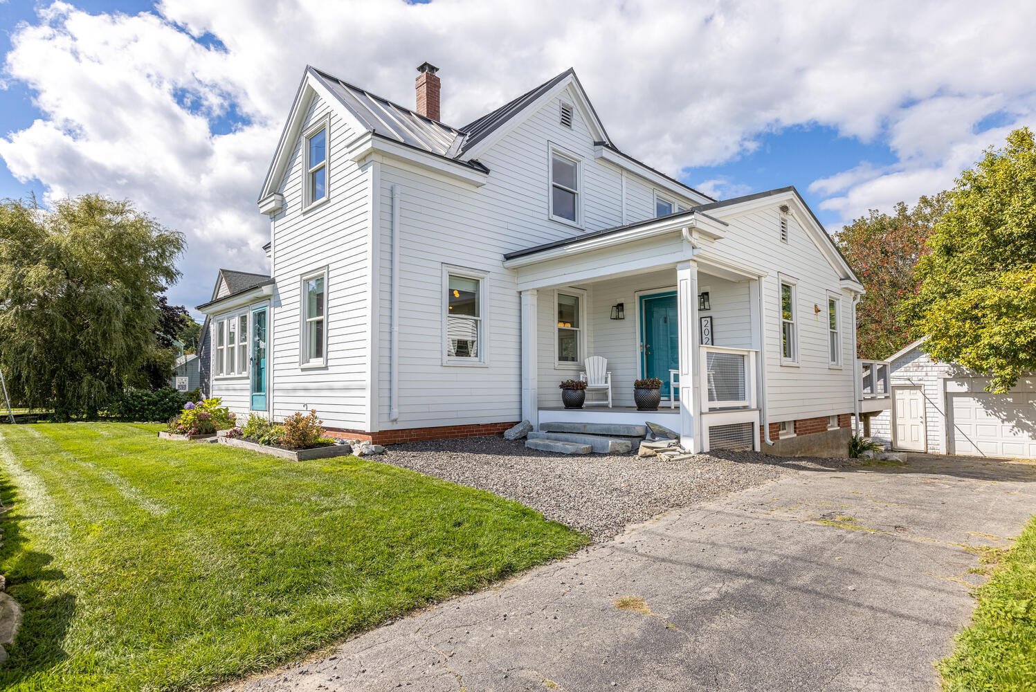 202 Two Lights Road Cape Elizabeth, ME 04107 - Photo 3 of 38 3