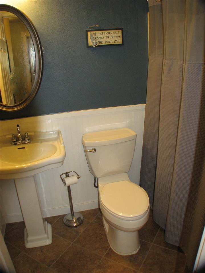 4023 Lyon And Moss Road Loon Lake, WA 99148 - Photo 11 of 20 Gallery Image 11