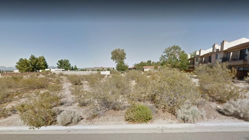 129 Wato Road Apple Valley, CA 92307 - Photo 1 of 1 a view of a yard