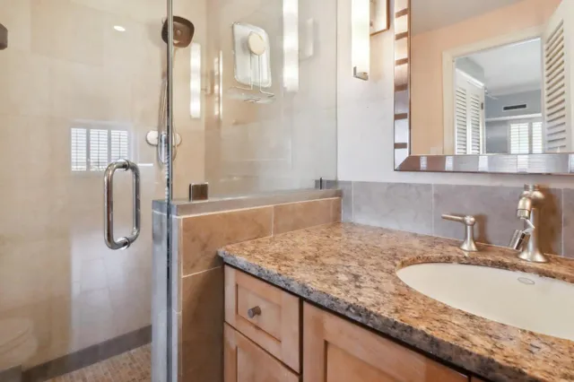 $6,000 | 1155 North La Cienega Boulevard, Unit 1106, West Hollywood, CA 90069