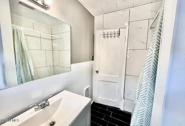 $325,000 | 23 Woodrow Court, Troy, NY 12180