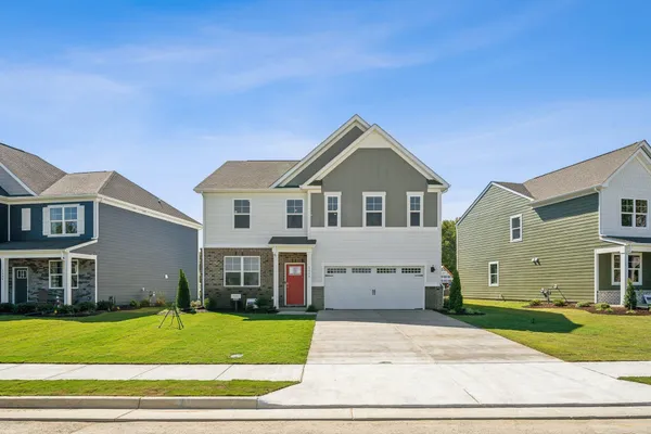 $587,290 | 54 Fairfield Drive, Staunton, VA 24401