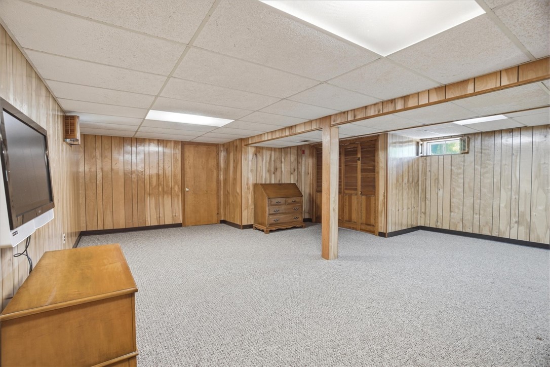 14 Stone Avenue Warwick, RI 02889 - Photo 23 of 30