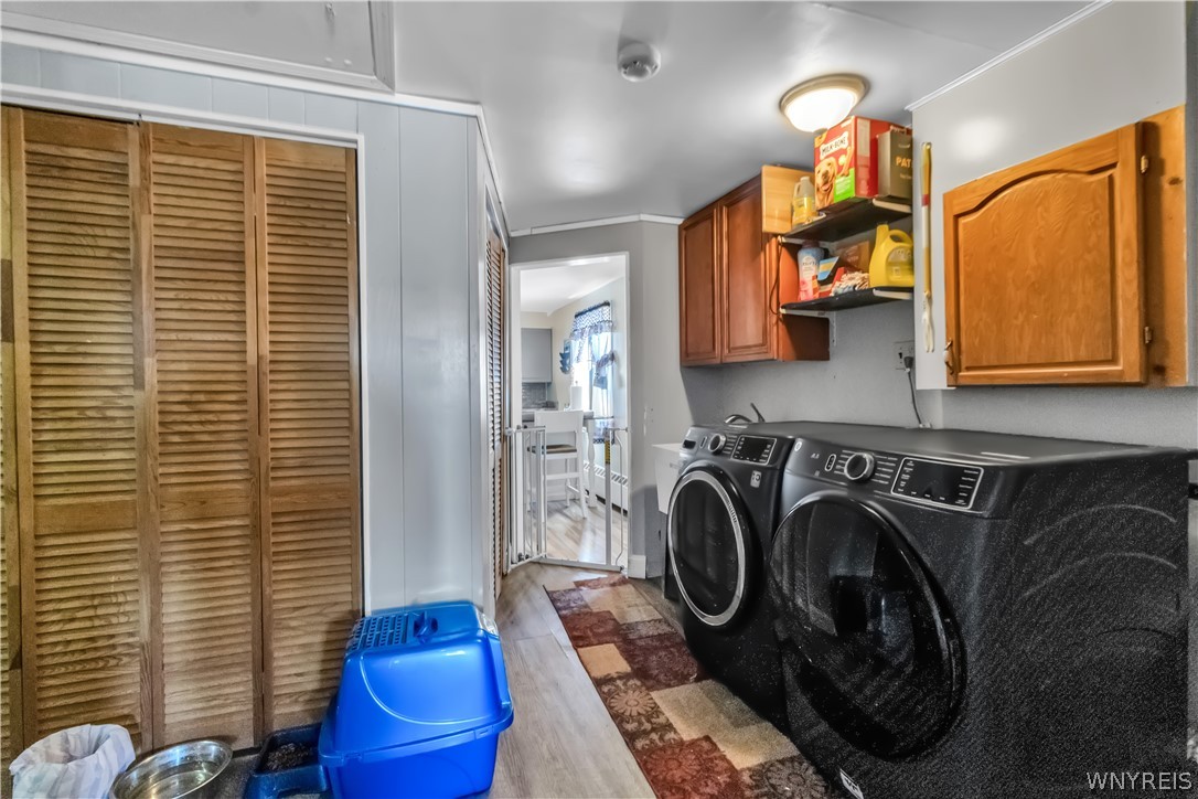 5625 Cummings Road Newstead, NY 14001 - Photo 24 of 48 Laundry Room/Mudroom area