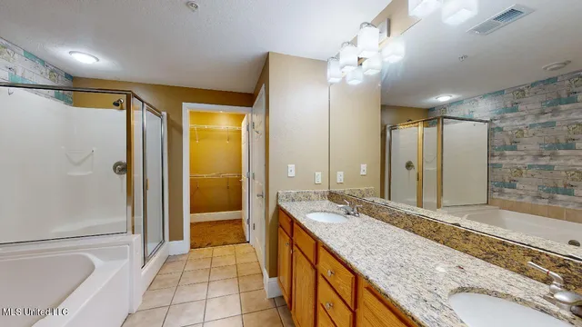 $3,150 | 2228 Beach Drive, Unit 905, Gulfport, MS 39507