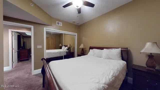 $3,150 | 2228 Beach Drive, Unit 905, Gulfport, MS 39507