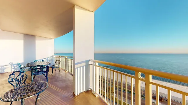 $3,150 | 2228 Beach Drive, Unit 905, Gulfport, MS 39507