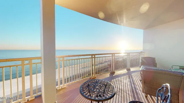 $3,150 | 2228 Beach Drive, Unit 905, Gulfport, MS 39507