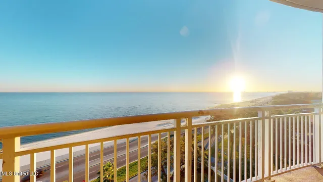 $3,150 | 2228 Beach Drive, Unit 905, Gulfport, MS 39507