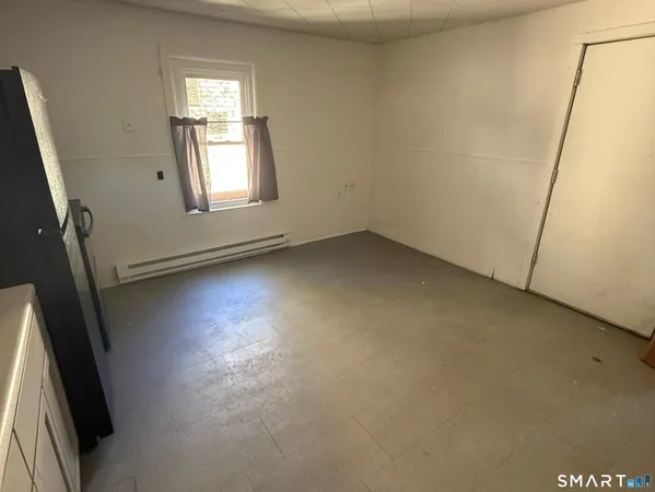$1,550 | 33 Olive Street, Meriden, CT 06450