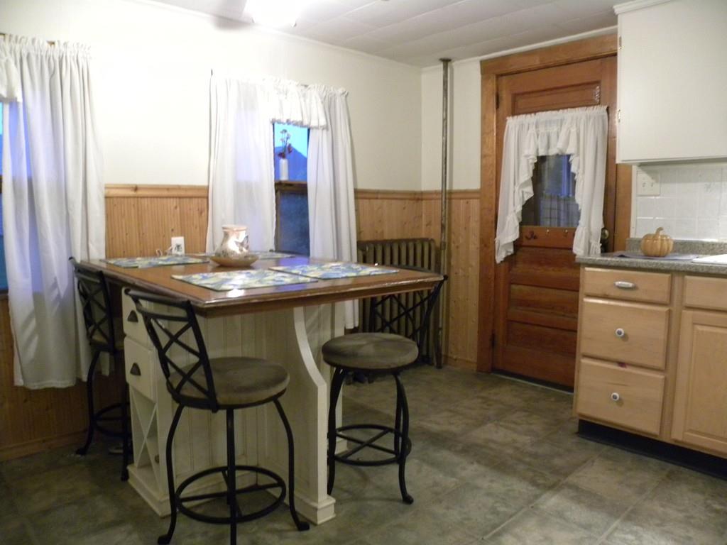 7 Florence Road Northampton, MA 01062 - Photo 18 of 34