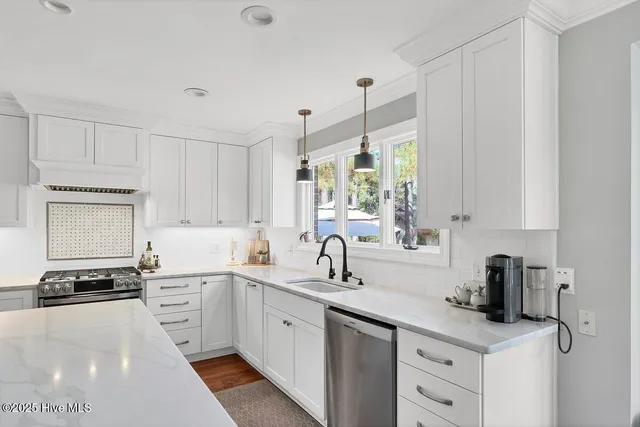 $1,295,000 | 25 Linville Drive, Pinehurst, NC 28374