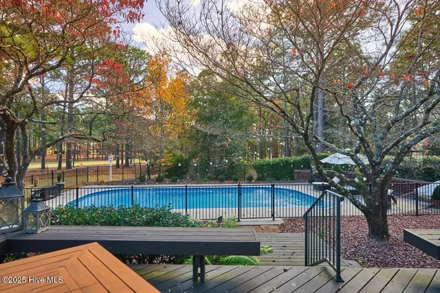 $1,295,000 | 25 Linville Drive, Pinehurst, NC 28374