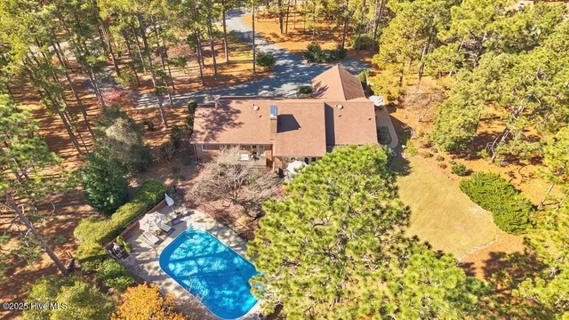 $1,295,000 | 25 Linville Drive, Pinehurst, NC 28374