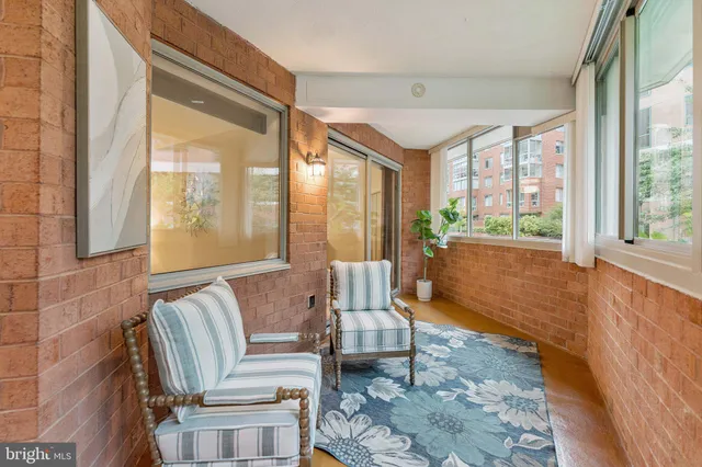 $549,900 | 1001 North Vermont Street, Unit 108, Arlington, VA 22201