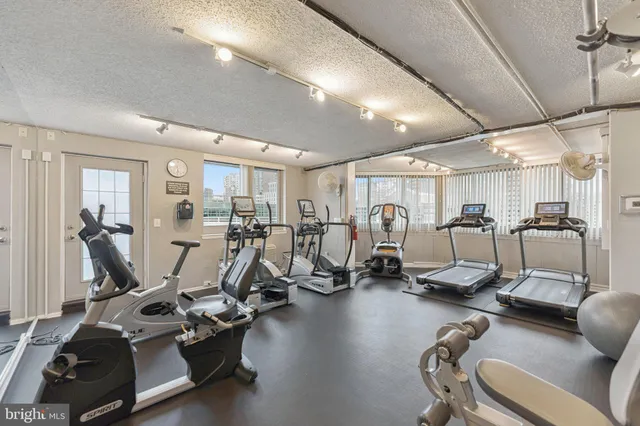 $549,900 | 1001 North Vermont Street, Unit 108, Arlington, VA 22201