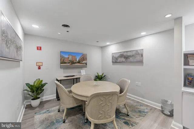 $549,900 | 1001 North Vermont Street, Unit 108, Arlington, VA 22201