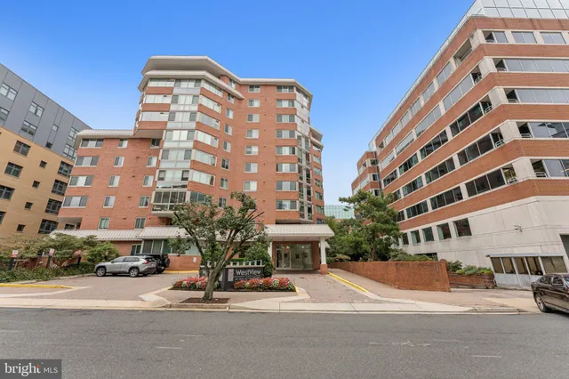$549,900 | 1001 North Vermont Street, Unit 108, Arlington, VA 22201