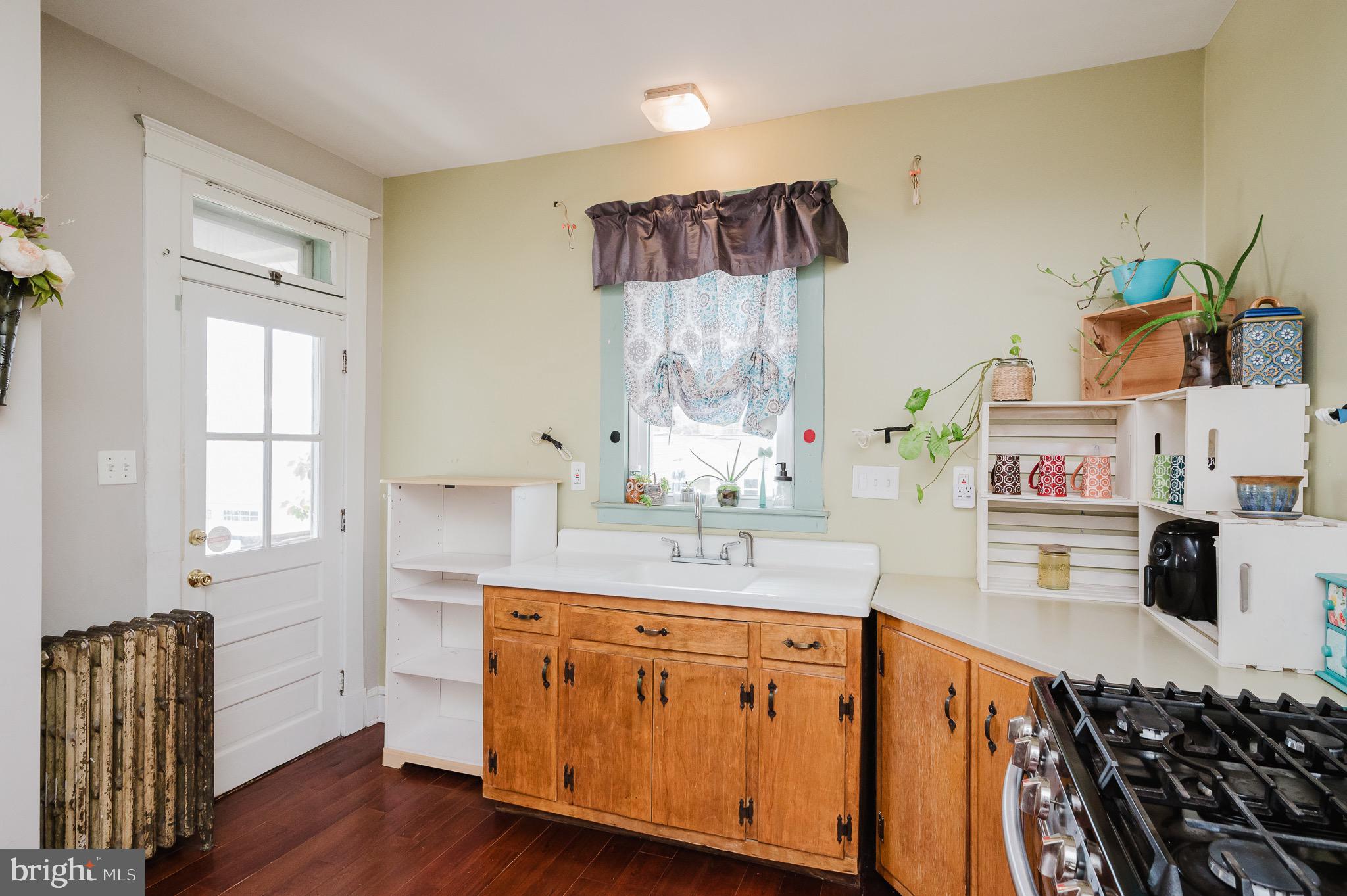 524 Elmwood Road Baltimore, MD 21206 - Photo 15 of 88